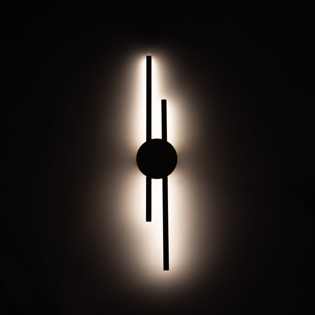 Elles Minimalist Sconce