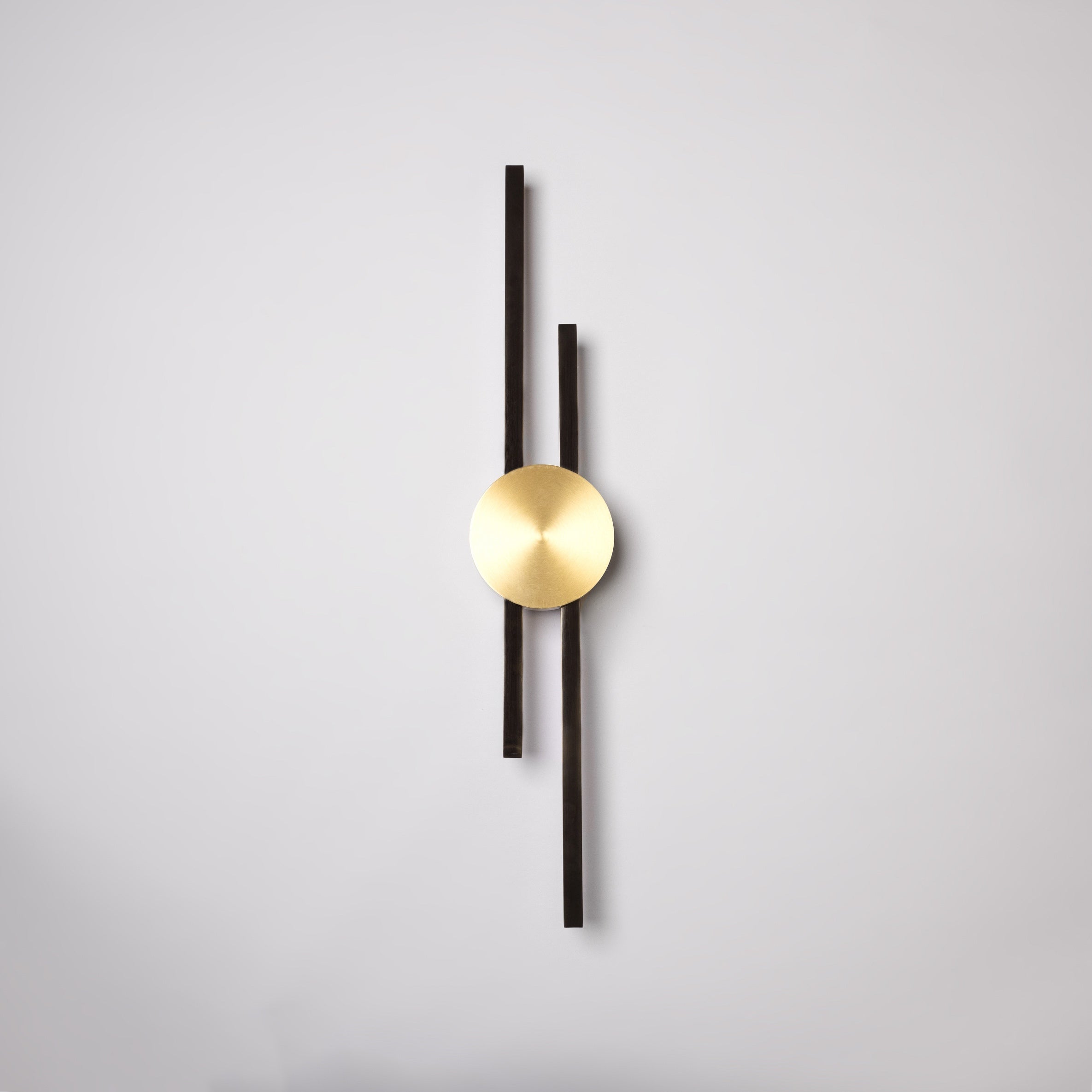 Elles Minimalist Sconce