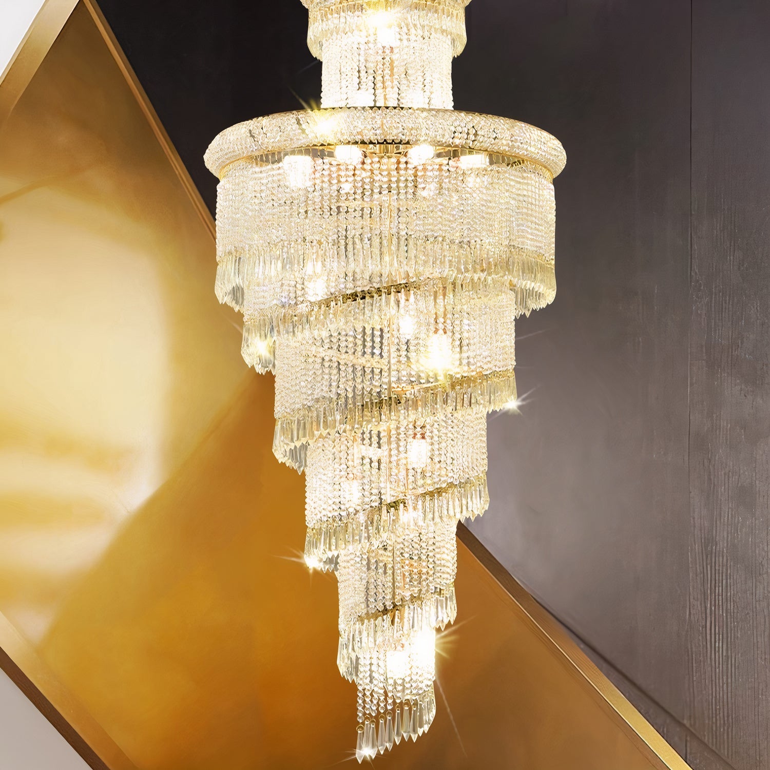 Luxurious Crystal Chandelier