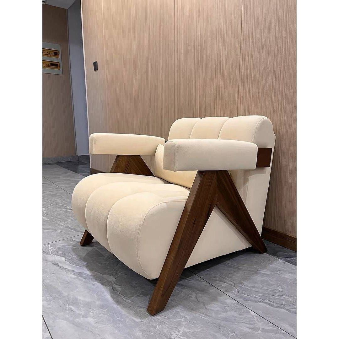Japandi Beige Accent Chair Velvet Upholstery Armchair with Walnut Frame for Living Room