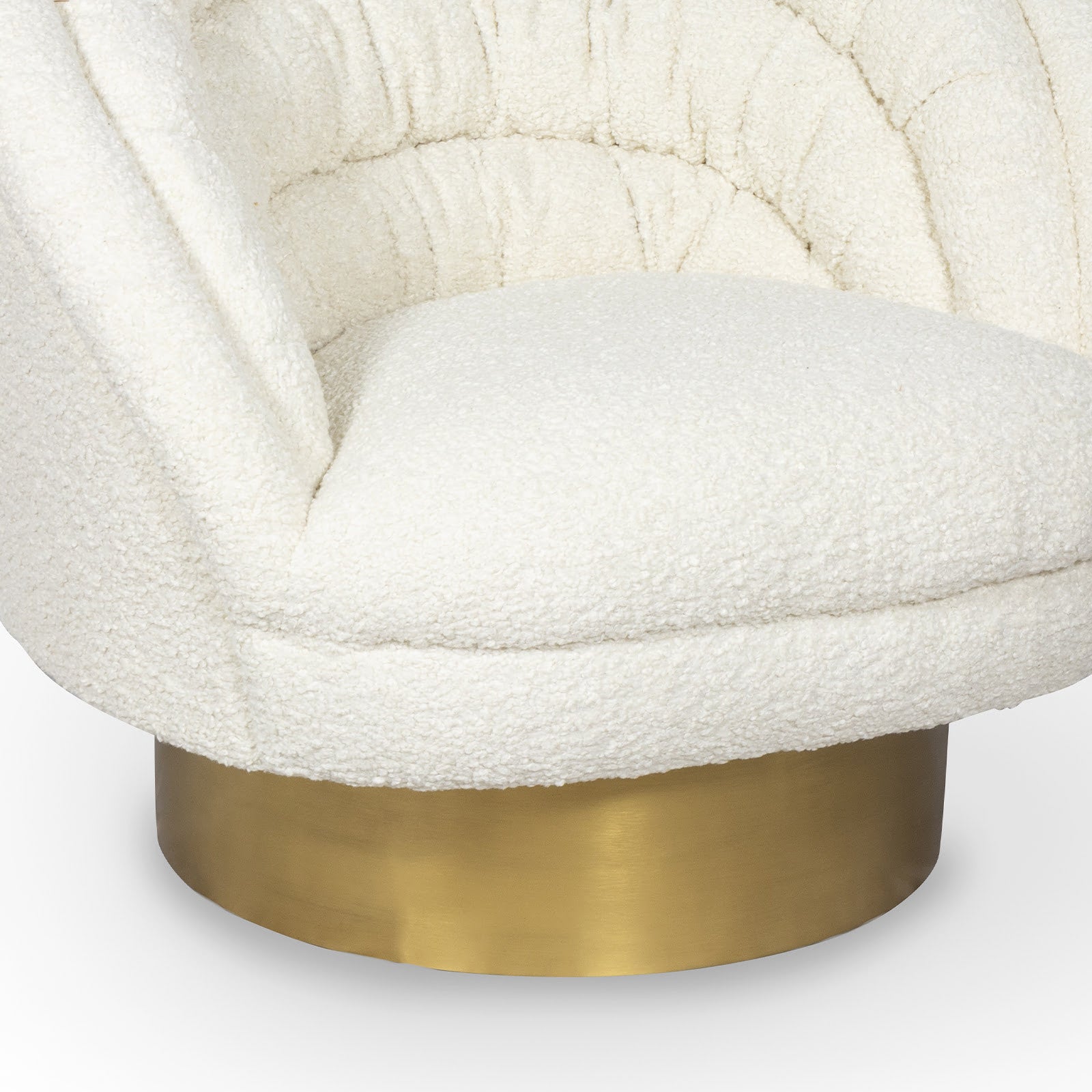 Gigi Armchair: Plush Faux Boucle Lounge Chair for Cozy Serenity